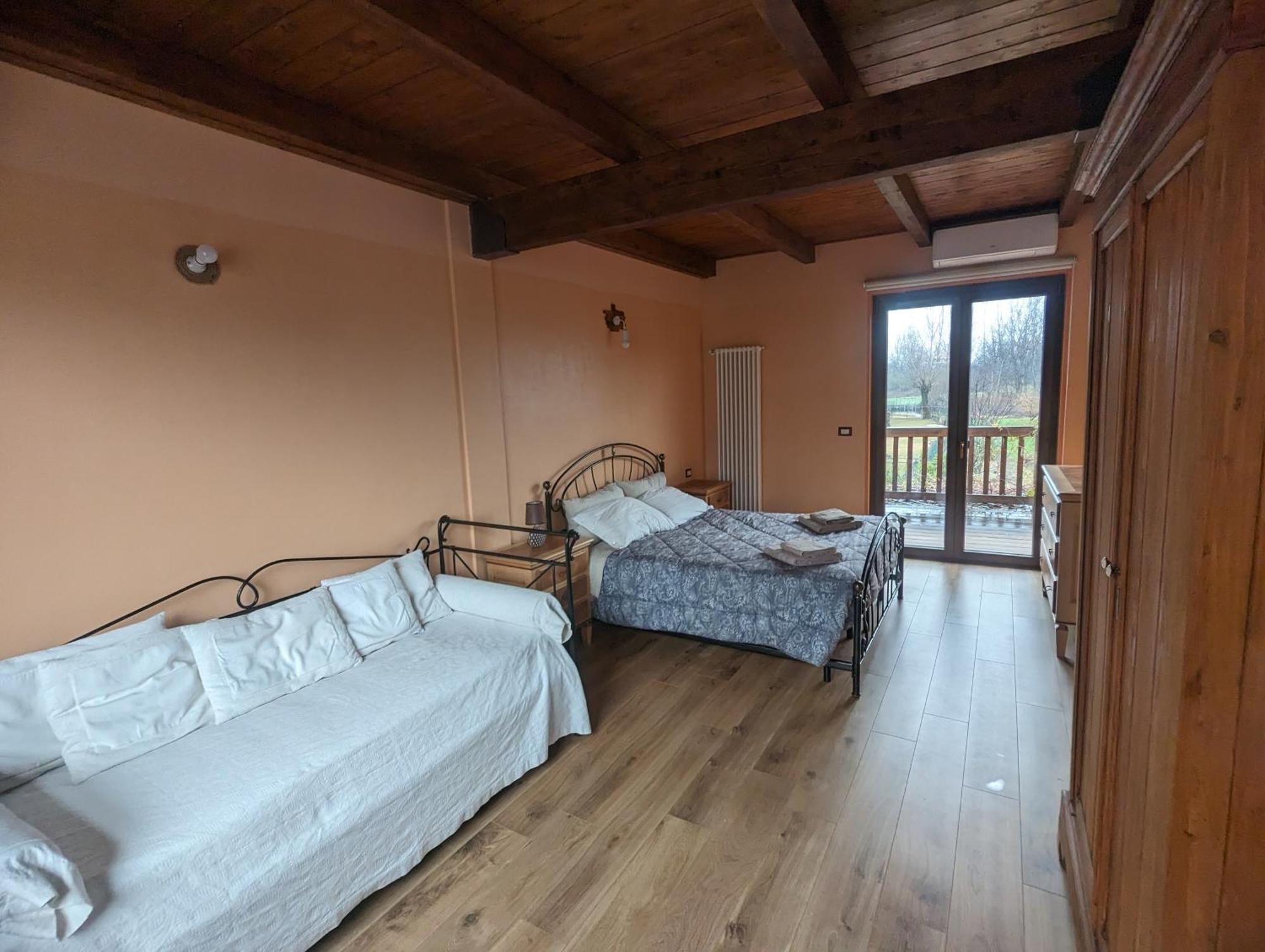 Adagio Guesthouse Caprie Exteriér fotografie